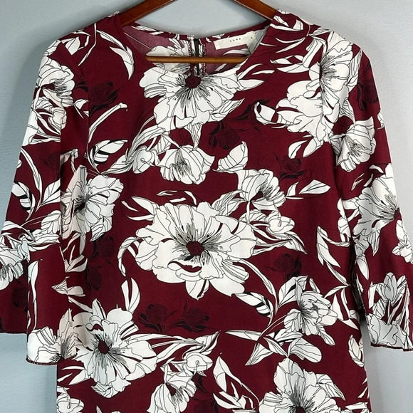 LUNA Floral Print Shift Dress Burgundy White Bell Sleeve Knee Length Size Small - Picture 3 of 11